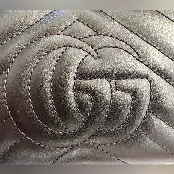 Authentic Gucci Marmont Zip Around Wallet, Black with Gold Hardware, NEW - Picture 8 of 11